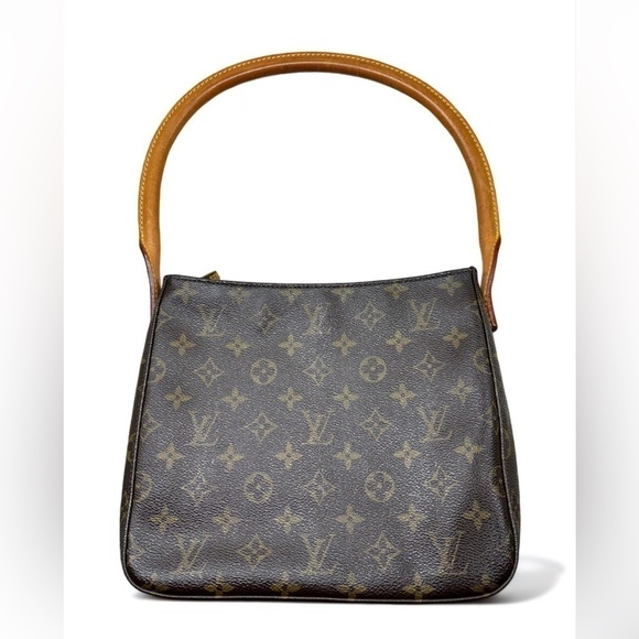 Louis Vuitton Handbags - LOUIS VUITTON MONOGRAM LOOPING MM SHOULDER BAG AUTHENTIC PERFECT CONDITION